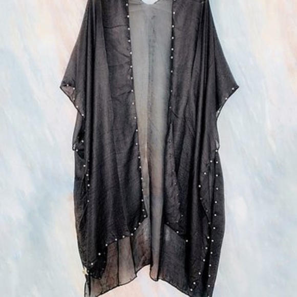 One size, black kimono - Picture 1 of 2